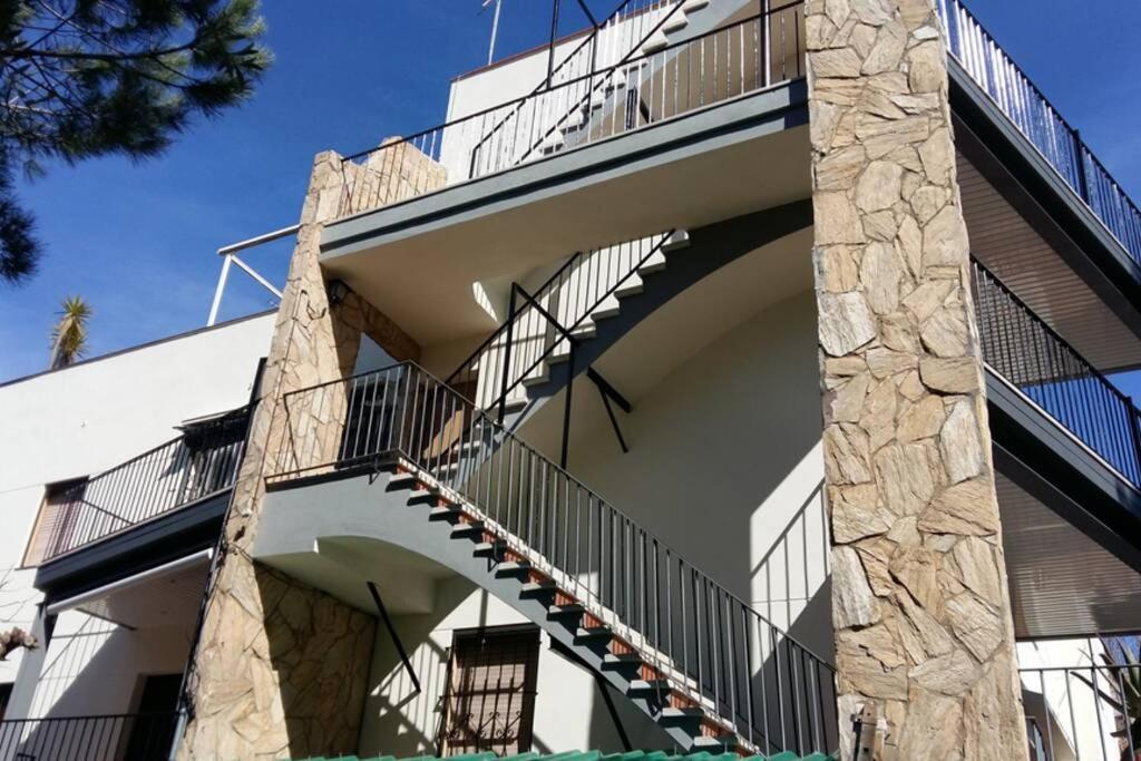 Apartamento al lado de la playa con parking y jardín Platja d'Aro  Exterior foto